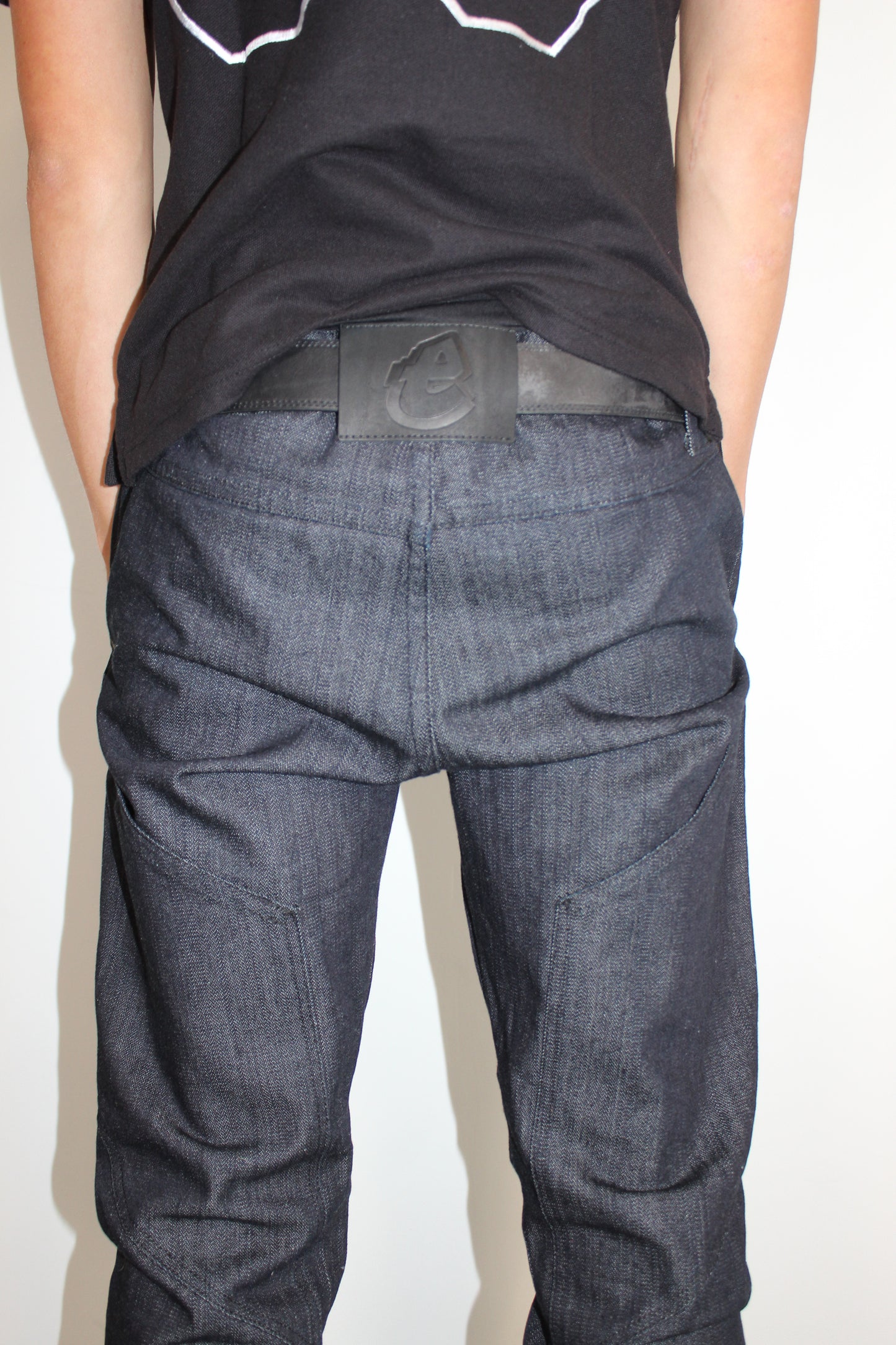 e Winged Straightcut