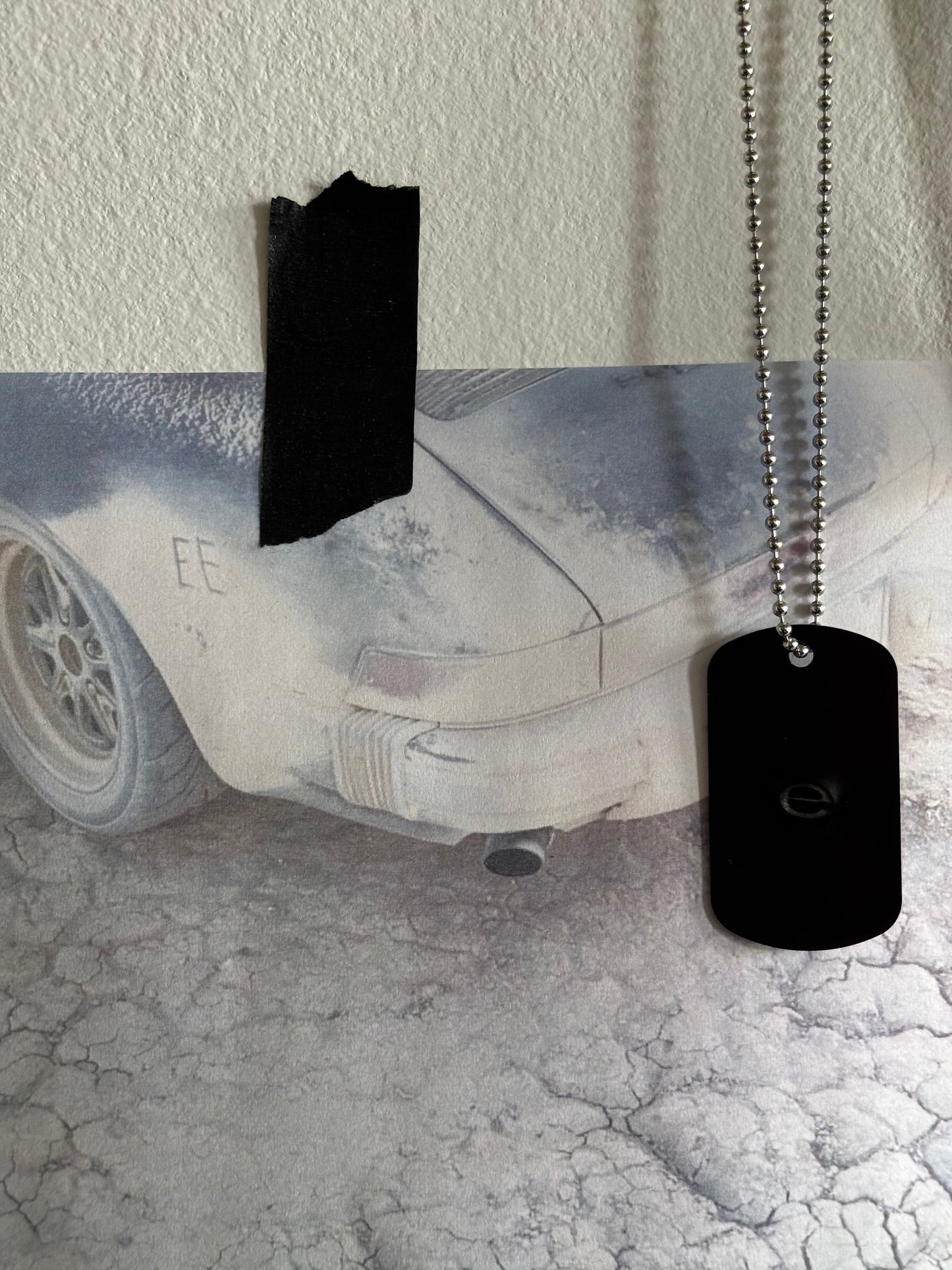 e Black Dog Tag