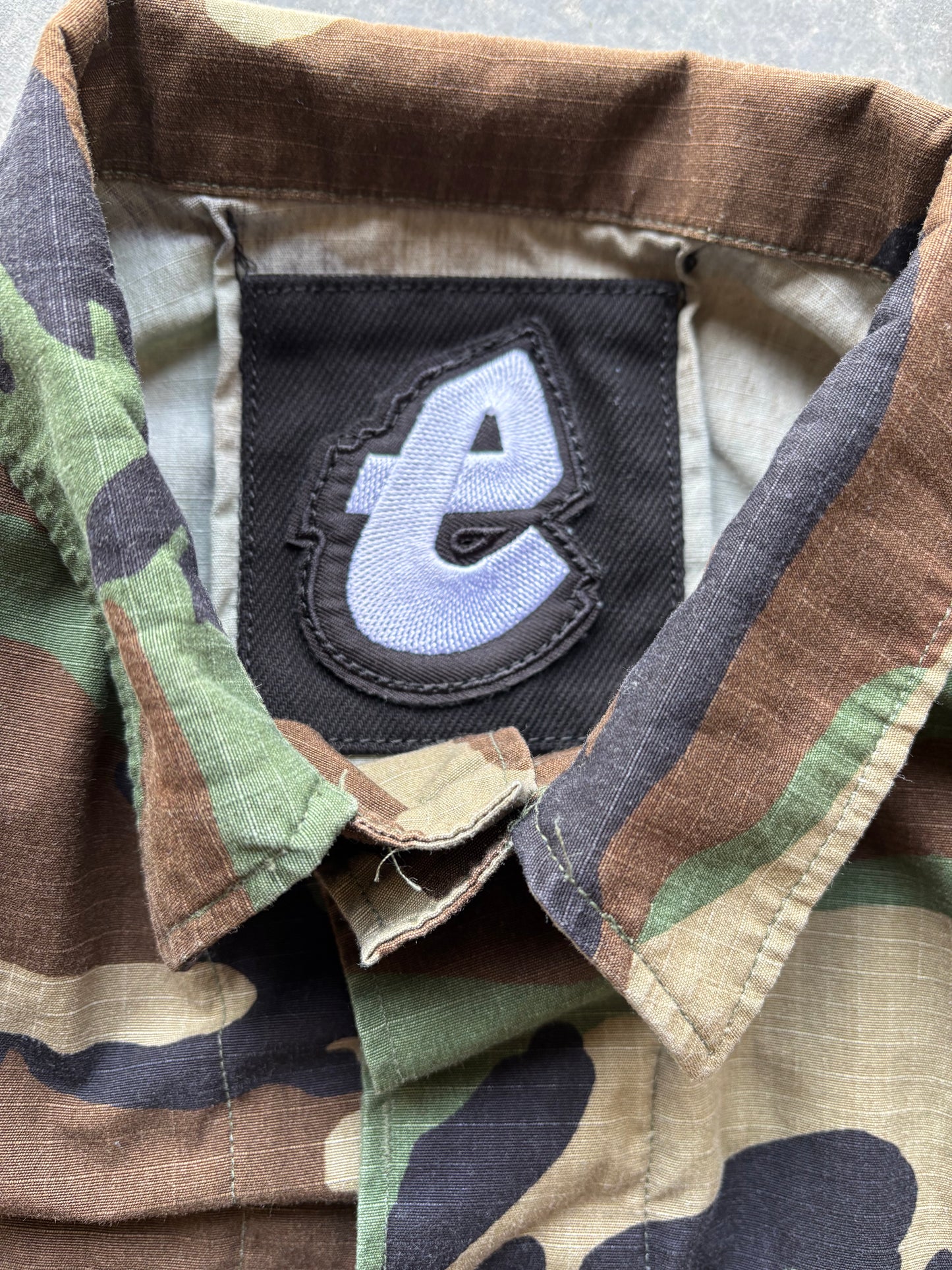 e CAMO JACKET