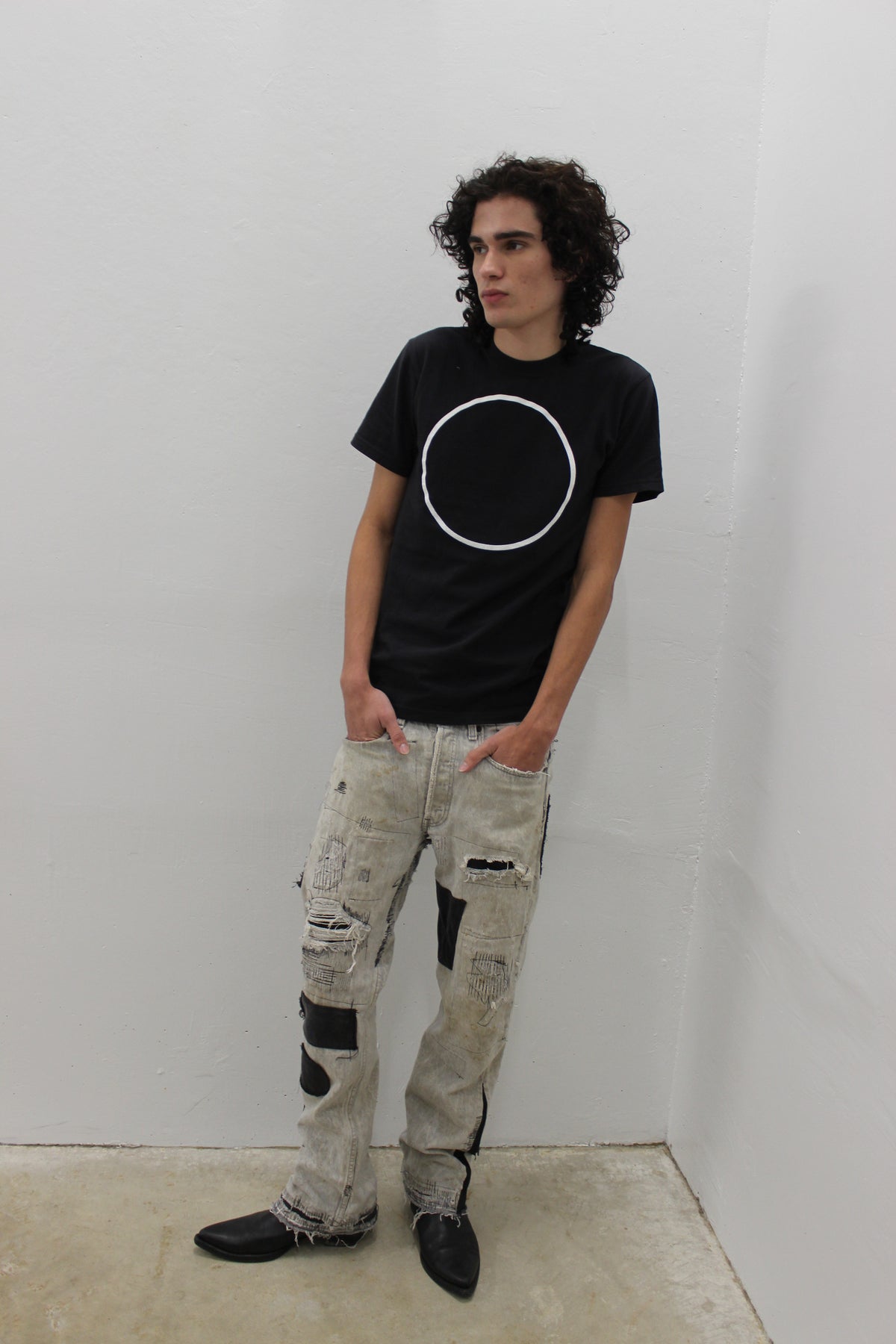 CIRCLE 018