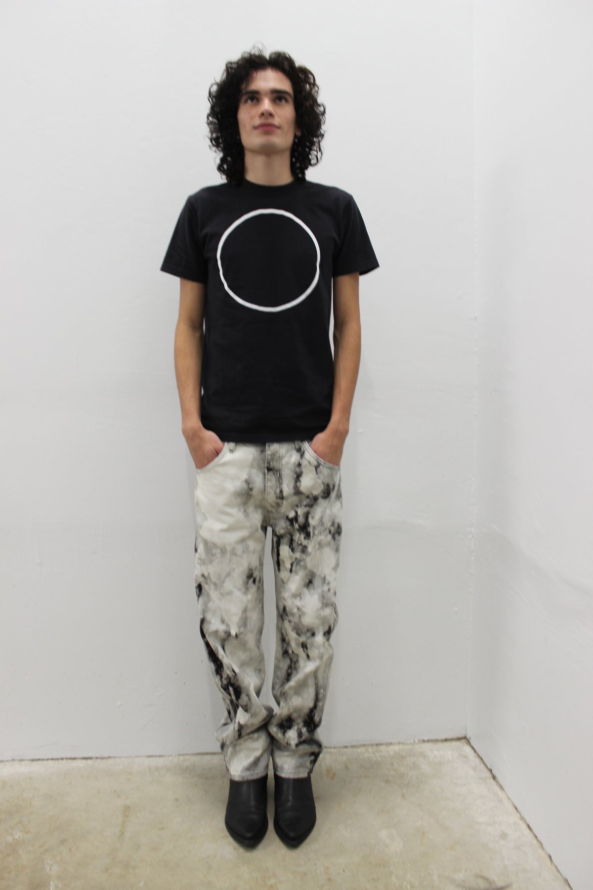 CIRCLE 030